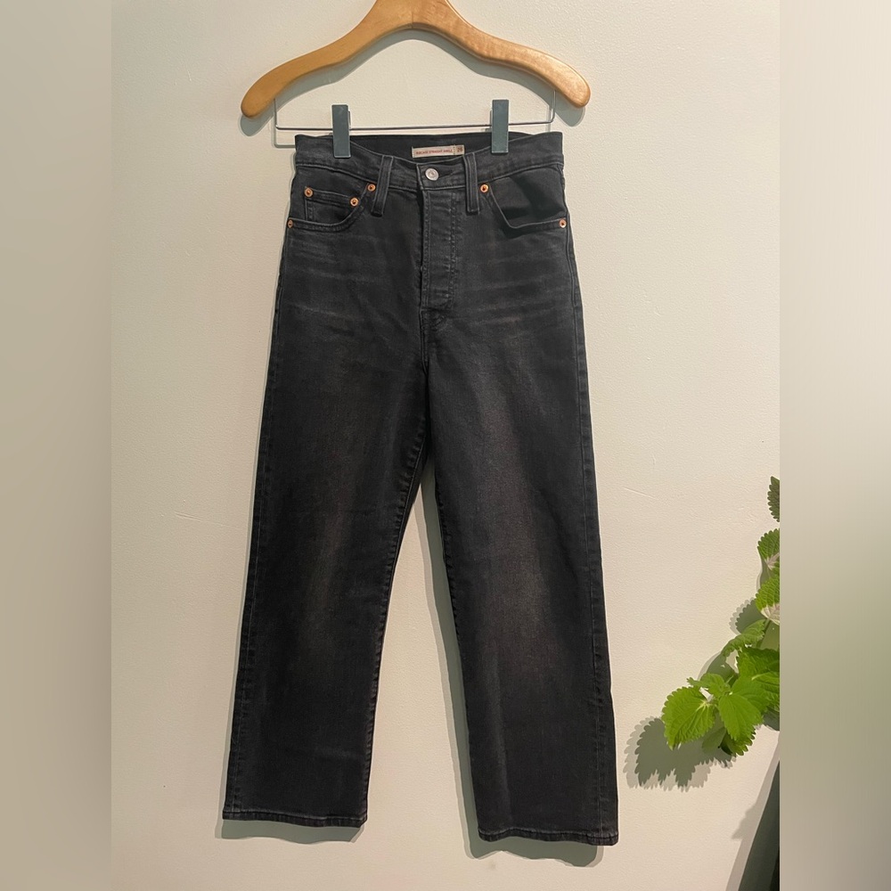 Levis Ribcage Straight Ankle